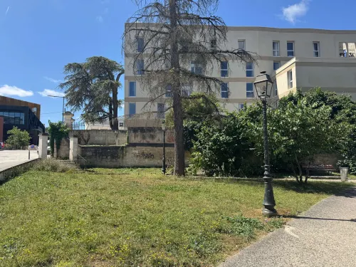 Ibis Styles Angoulême Centre - Barer