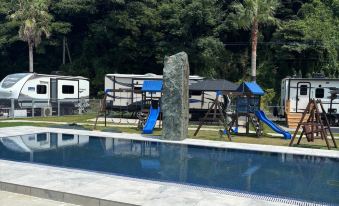 The Trailerhouse Village Yobuko Seaside