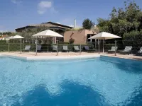 Ibis Aubenas - Pools
