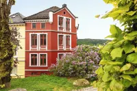 Sentrum Suites