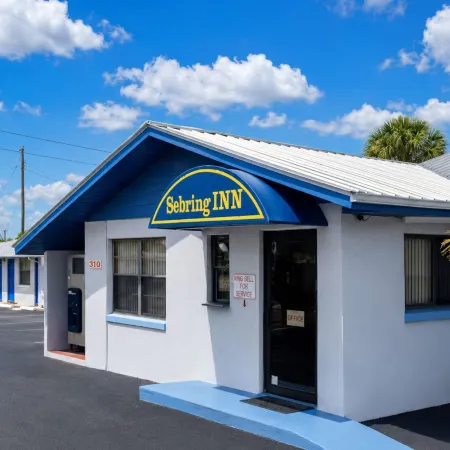 Sebring Inn Отели в г. Себринг