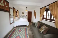 w Spacious 12br Stay w Pool BBQ in Pachacamac -  Privatzimmer