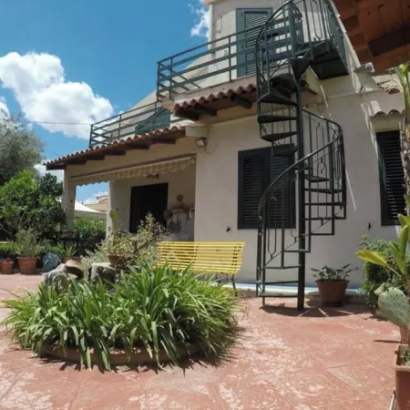 Villa Mora on Two Levels 50 Meters from the Sea - Wi-fi