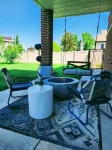 Modern Studio with Washer & Dryer - 3-Star