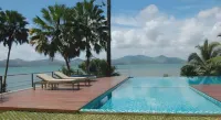 The Blue Sky Resort@Ranong - Sea View
