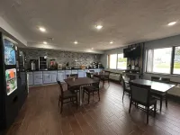 American Inn Cedar Rapids South - 2-Star