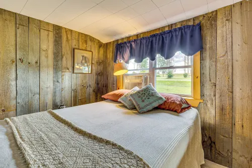 Sunset Views & Deck: Lake Champlain Cottage! - 3-Star
