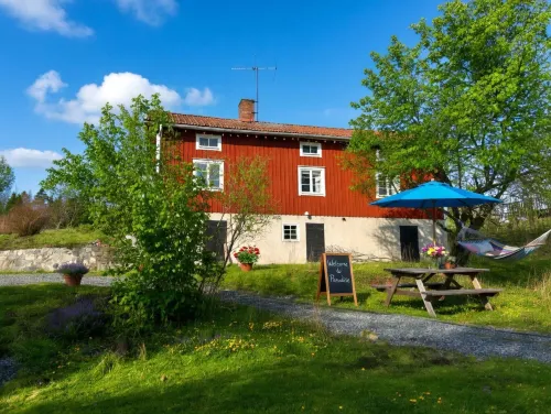 Villa Sakis - Historic Swedish Farm Cottage - Lake & Sauna - homestay