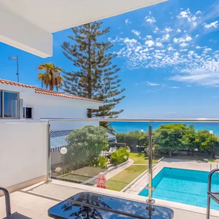 GuestReady - Tarantos Sea View and Pool