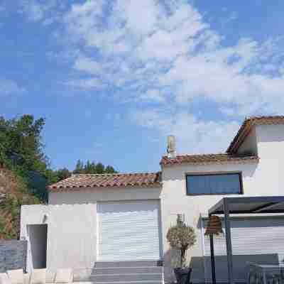 Beautiful, peaceful villa close to all amenities Hotel Exterior
