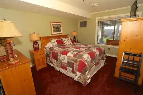 Seven Springs 1 Bedroom Premium Condo, Walking Distance to Slopes -  Privatzimmer