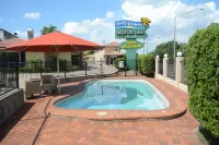 Rocky Gardens Motor Inn Rockhampton - Mountain view