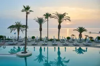 Sunrise Beach Hotel - Boutique
