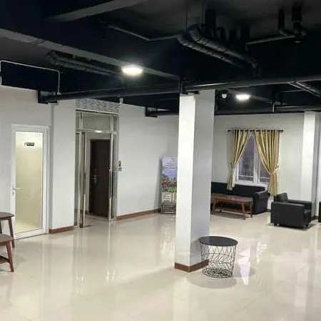 Riverside Smart Hotel Hotels in Kepanjenkidul