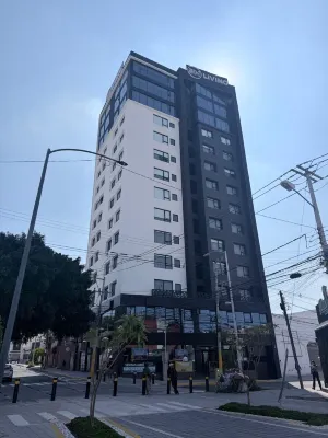 SM LIVIN  STREET MALL - Apartments