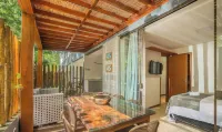 House w/ Balcony and 2 Bedrooms - Imbassai Sov0002 - Wifi