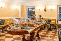 Art Hotel Orologio - servizio colazione