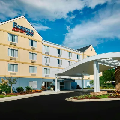 Fairfield Inn Myrtle Beach Broadway at the Beach Hotels near Myrtlewood Golf Course