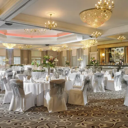 Castlecourt Hotel, Spa & Leisure