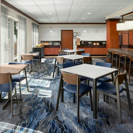 Fairfield Inn & Suites Bedford