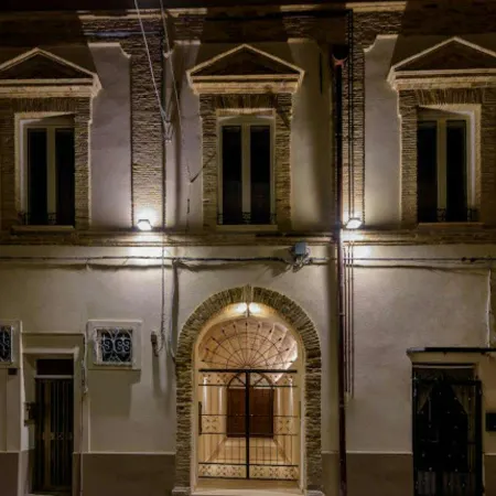 Marie Claire Apartments & Spa