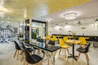 Clarion Pointe Tallahassee-State Capitol - فطور