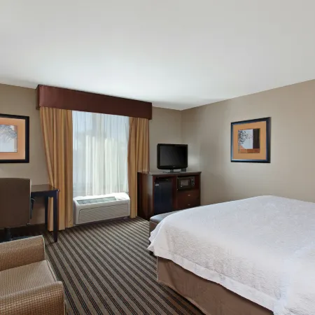 Hampton Inn & Suites Fresno-Northwest