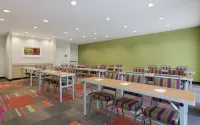 Home2 Suites by Hilton Tuscaloosa Downtown University Boulevard - parking