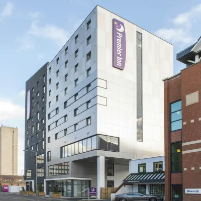 Premier Inn Woking Town Centre Hotels near Woking Park