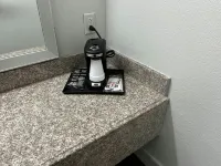 Red Roof Inn Dunn - parking