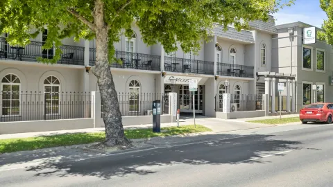 Sherbourne Terrace Hotel in Делавэр