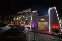Verona Resorts Sharjah - Bãi đậu xe