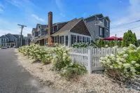 Normandy Beach! Phenomenal Ocean Block Location - 3-Star
