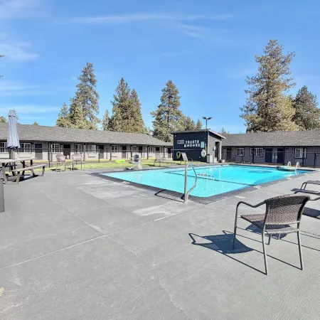 Cascade Lodge