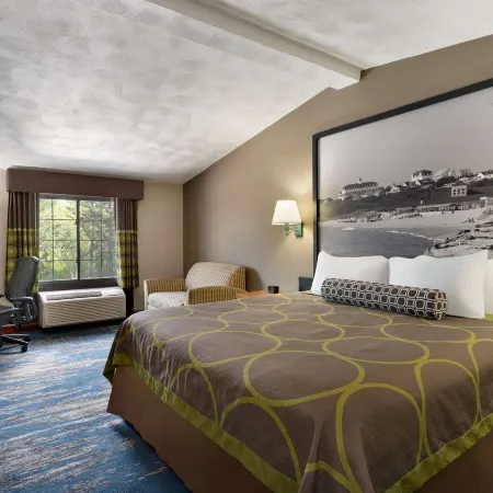 Super 8 by Wyndham West Greenwich/Providence