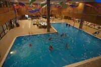 Split Rock Resort - Beach