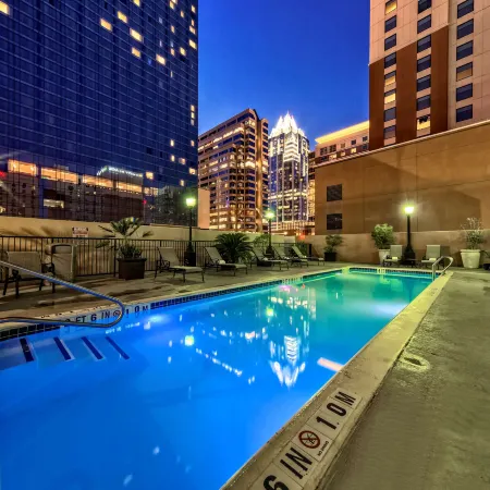 Hampton Inn & Suites Austin Downtown