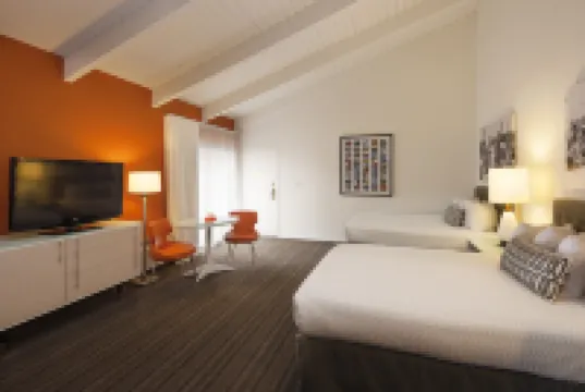 Inn at Venice Beach Hotels in Marina del Rey