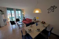 Budget Village Apartments - Porto Letizia