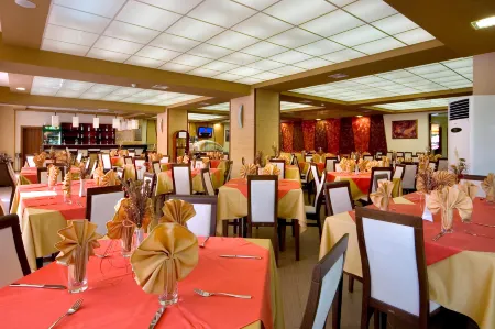 Hotel Iskar & Aquapark - All Inclusive