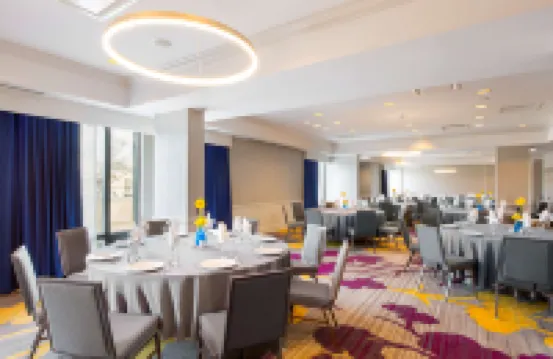 DoubleTree by Hilton Hotel Savannah Historic District