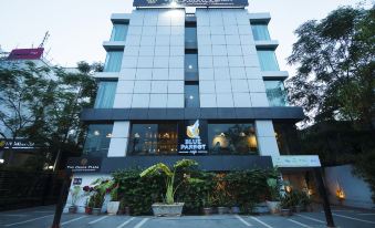 The Orion Plaza - Nehru Place