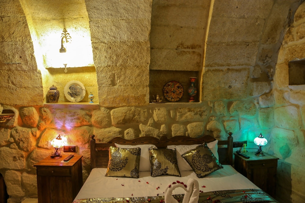 Goreme Palace Cave Suites