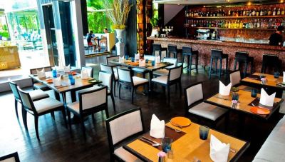 レストラン アーバナ サトーン バンコクの写真