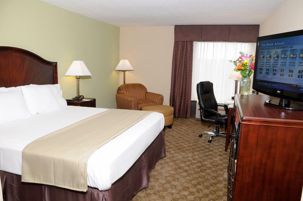 Holiday Inn Express Peachtree Corners-Norcross, an Ihg Hotel