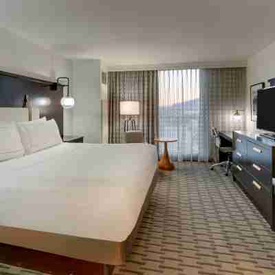 The Chattanoogan Hotel, Curio Collection by Hilton Rooms