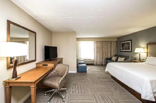 Hampton Inn Philadelphia-Int'l. Airport