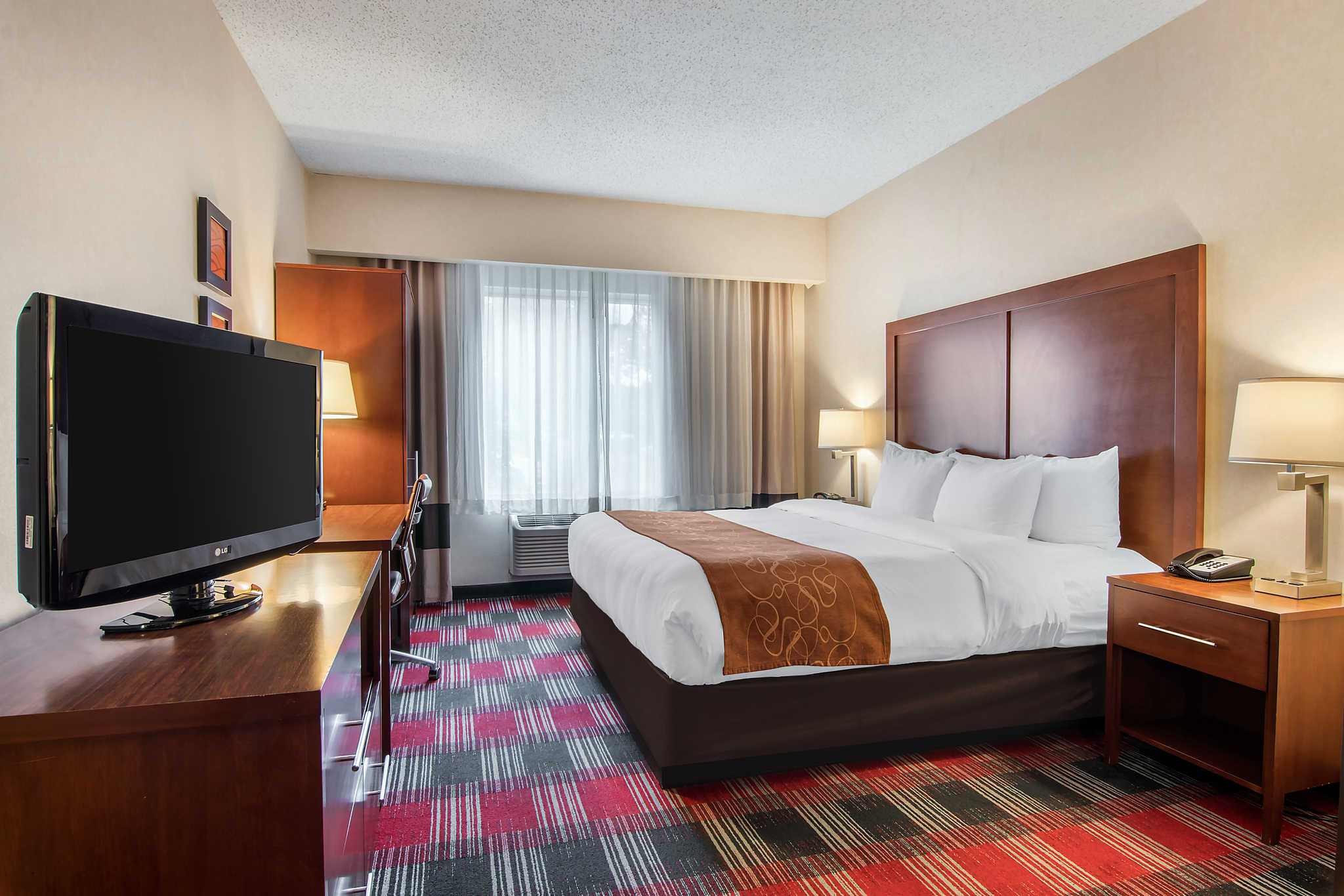 Comfort Suites Near Vancouver Mall