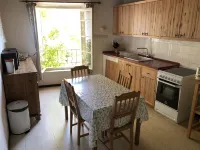 In Provence, Family Apartment, 2-4 People - Homestays
