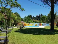 Logis Hotel la Ferme فنادق في Sauveterre
